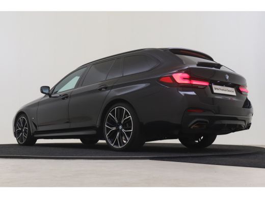 BMW 5 Serie Touring 540i xDrive High Executive M Sport Automaat / Trekhaak / Sportstoelen / Achteruitrijcamer... ActivLease financial lease