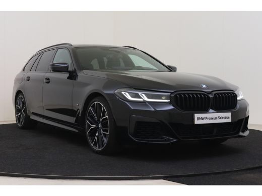 BMW 5 Serie Touring 540i xDrive High Executive M Sport Automaat / Trekhaak / Sportstoelen / Achteruitrijcamer... ActivLease financial lease