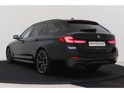 BMW 5 Serie Touring 540i xDrive High Executive M Sport Automaat / Trekhaak / Sportstoelen / Achteruitrijcamer... ActivLease financial lease