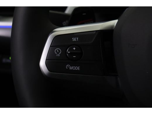 BMW X1 sDrive18i M Sport Automaat / Trekhaak / Sportstoelen / Achteruitrijcamera / M Adaptief onderstel ... ActivLease financial lease