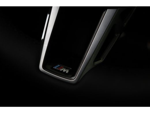 BMW X1 sDrive18i M Sport Automaat / Trekhaak / Sportstoelen / Achteruitrijcamera / M Adaptief onderstel ... ActivLease financial lease