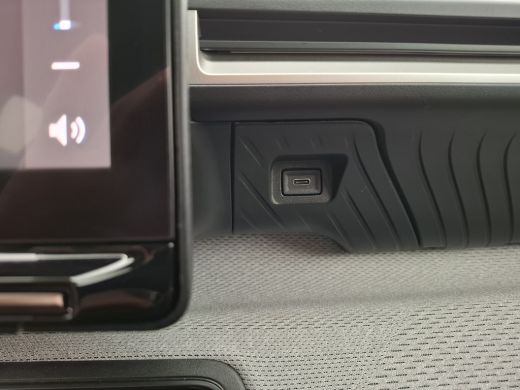 Citroën C3 1.2 Turbo 100pk Max | navigatie | sensoren | camera | cruise | apple carplay/android auto | ActivLease financial lease