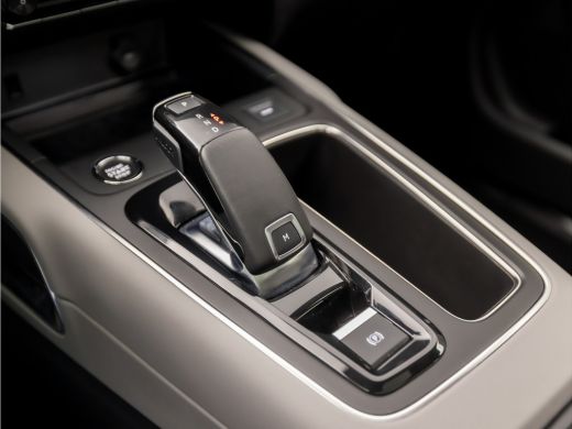 Citroën C5 Aircross 1.2 PureTech Sport Automaat (PANORAMADAK, APPLE CARPLAY, GROOT NAVI, 360 CAMERA, LEDER, SPORTSTOE... ActivLease financial lease