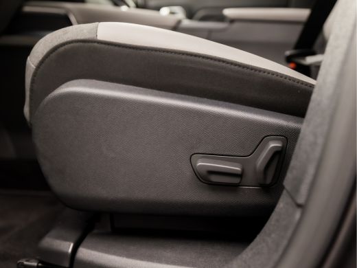 Citroën C5 Aircross 1.2 PureTech Sport Automaat (PANORAMADAK, APPLE CARPLAY, GROOT NAVI, 360 CAMERA, LEDER, SPORTSTOE... ActivLease financial lease