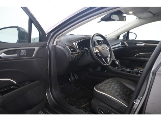 Ford Mondeo Wagon 2.0 IVCT HEV Vignale BOMVOL! Leder, Trekhaak, Climate, ActivLease financial lease