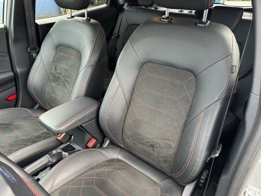 Ford Puma 1.0 125PK Hybrid ST-Line X AUTOMAAT | TREKHAAK AFNEEMBAAR| STOEL-, STUUR- EN VOORRUITVERWARMING| ... ActivLease financial lease