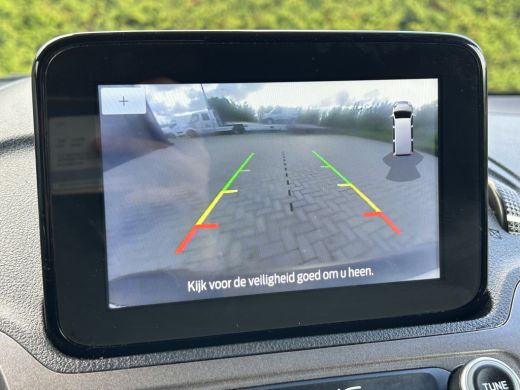 Ford Transit Connect 1.5 EcoBlue AUTOMAAT / L2H1 / 1e EIG. / AIRCO / ADAPTIVE CRUISE / NAVI / STOELVERWARMING / CAMERA... ActivLease financial lease