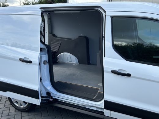 Ford Transit Connect 1.5 EcoBlue AUTOMAAT / L2H1 / 1e EIG. / AIRCO / ADAPTIVE CRUISE / NAVI / STOELVERWARMING / CAMERA... ActivLease financial lease