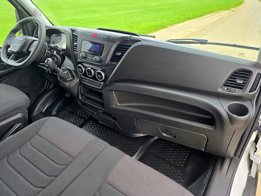 Iveco Daily 35S14V 2.3 352L H2 L2L H2 - 140 Pk - Euro 6 - Airco - Cruise Control ActivLease financial lease