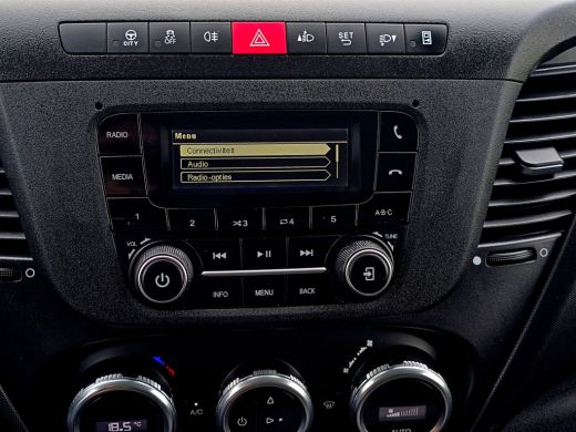 Iveco Daily 35S14V 2.3 352L H2 L2L H2 - 140 Pk - Euro 6 - Airco - Cruise Control ActivLease financial lease