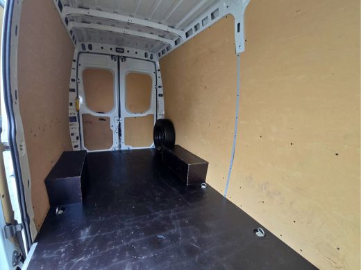 Iveco Daily 35S14V 2.3 352L H2 L2L H2 - 140 Pk - Euro 6 - Airco - Cruise Control ActivLease financial lease