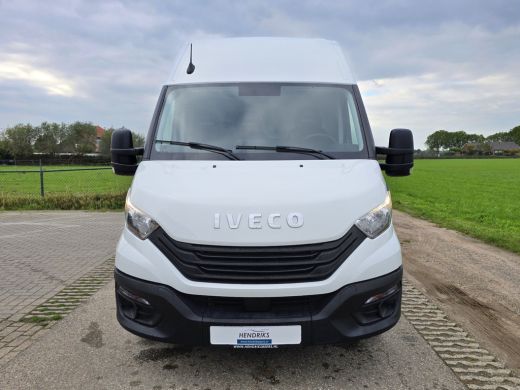 Iveco Daily 35S14V 2.3 352L H2 L2L H2 - 140 Pk - Euro 6 - Airco - Cruise Control ActivLease financial lease