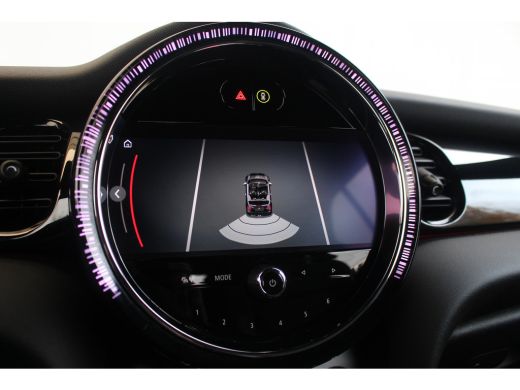 Mini Cooper Cabrio 1.5 Cooper Business Edition Aut. | Cruise | Navi | DAB | Parkeersens. | LED | Cruise | Navi | DAB... ActivLease financial lease