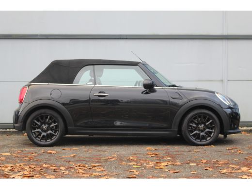 Mini Cooper Cabrio 1.5 Cooper Business Edition Aut. | Cruise | Navi | DAB | Parkeersens. | LED | Cruise | Navi | DAB... ActivLease financial lease