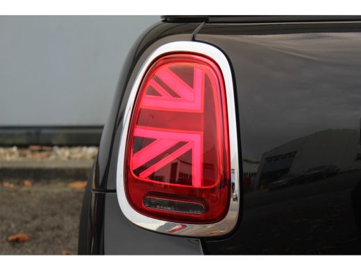 Mini Cooper Cabrio 1.5 Cooper Business Edition Aut. | Cruise | Navi | DAB | Parkeersens. | LED | Cruise | Navi | DAB... ActivLease financial lease