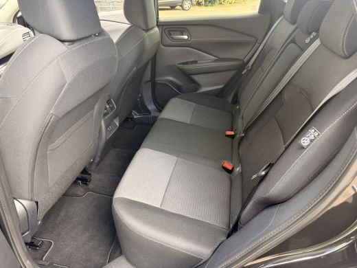 Nissan QASHQAI 1.3 MHEV Xtronic N-Connecta hybrid ActivLease financial lease