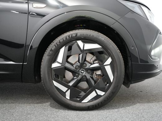 Opel Grandland 1.6 Turbo Plug-In Hybrid 4x4 GSe 300PK | Achteruitrijcamera | Dodehoek detectie | Keyless entry ActivLease financial lease