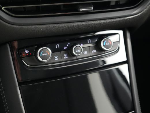 Opel Grandland 1.6 Turbo Plug-In Hybrid 4x4 GSe 300PK | Achteruitrijcamera | Dodehoek detectie | Keyless entry ActivLease financial lease