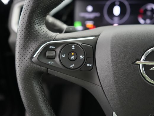 Opel Grandland 1.6 Turbo Plug-In Hybrid 4x4 GSe 300PK | Achteruitrijcamera | Dodehoek detectie | Keyless entry ActivLease financial lease