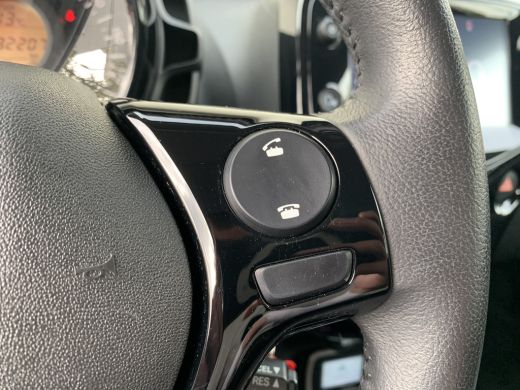 Peugeot 108 1.0 e-VTi Allure Airco | Camera | Bluetooth | DAB | LMV 15" | ActivLease financial lease