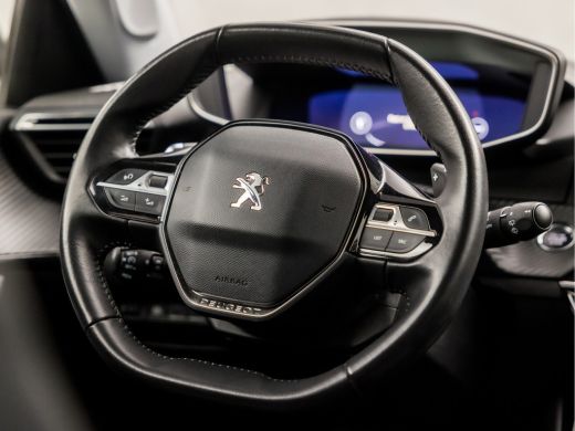 Peugeot 2008 1.2 PureTech Allure Sport Automaat (VIRTUAL COCKPIT, APPLE CARPLAY, GROOT NAVI, LEDER, STOELVERWA... ActivLease financial lease