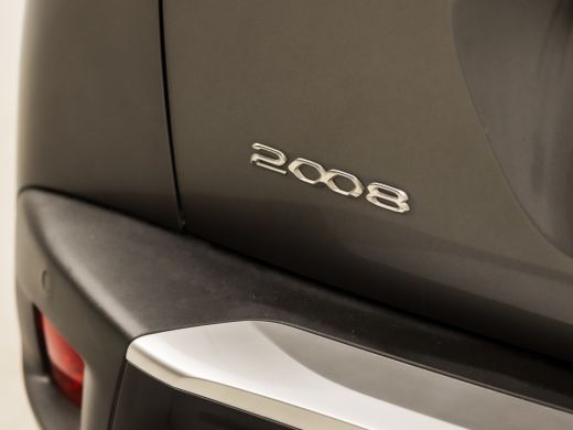 Peugeot 2008 1.2 PureTech Allure Sport Automaat (VIRTUAL COCKPIT, APPLE CARPLAY, GROOT NAVI, LEDER, STOELVERWA... ActivLease financial lease