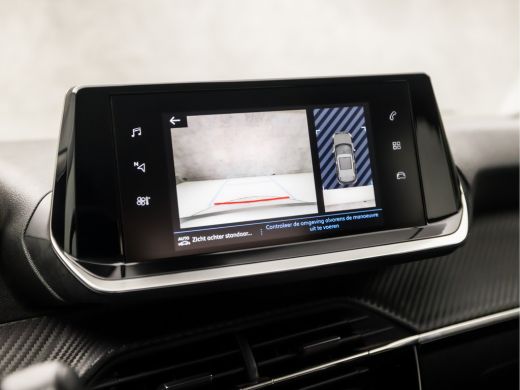 Peugeot 2008 1.2 PureTech Sport (APPLE CARPLAY, PARELMOER, GROOT NAVI, 360 CAMERA, SPORTSTOELEN, LANE ASSIST, ... ActivLease financial lease