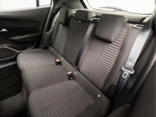 Peugeot 2008 1.2 PureTech Sport (APPLE CARPLAY, PARELMOER, GROOT NAVI, 360 CAMERA, SPORTSTOELEN, LANE ASSIST, ... ActivLease financial lease