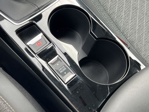 Peugeot 208 1.2 PureTech 100 Allure Camera | Full map navigatie | Parkeersensoren | LED | ActivLease financial lease