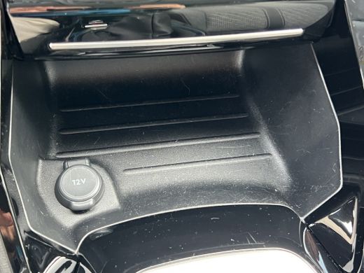 Peugeot 208 1.2 PureTech 100 Allure Camera | Full map navigatie | Parkeersensoren | LED | ActivLease financial lease