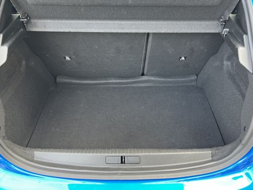 Peugeot 208 1.2 PureTech 100 Allure Camera | Full map navigatie | Parkeersensoren | LED | ActivLease financial lease