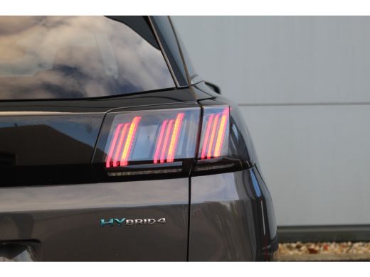 Peugeot 3008 1.6 HYbrid4 300 GT | Pano | Keyless | Camera | Drive Assist | Navi | BLIS | Pano | Keyless | Came... ActivLease financial lease