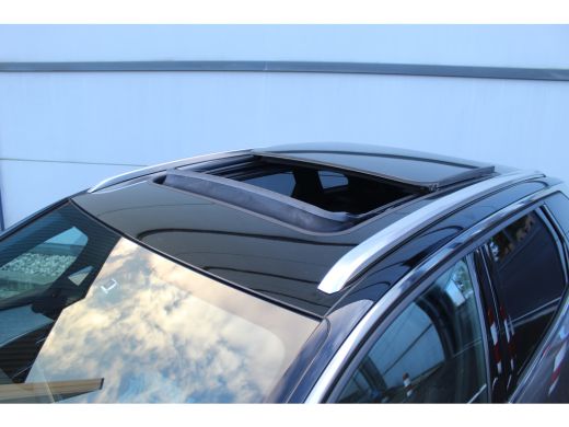 Peugeot 3008 1.6 HYbrid4 300 GT | Pano | Keyless | Camera | Drive Assist | Navi | BLIS | Pano | Keyless | Came... ActivLease financial lease