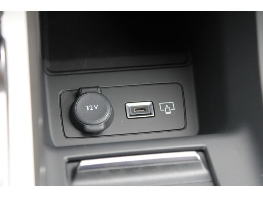 Peugeot 308 SW 1.6 Plug-in Hybrid 180 Allure | camera rondom | sensoren rondom | stoel+stuur verwarming | key... ActivLease financial lease