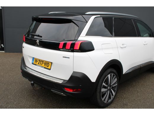 Peugeot 5008 1.2 PureTech GT-Line | Navigatie | Camera voor + achter | Apple carplay | Full LED | Trekhaak | 8... ActivLease financial lease