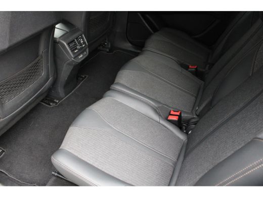 Peugeot 5008 1.2 PureTech GT-Line | Navigatie | Camera voor + achter | Apple carplay | Full LED | Trekhaak | 8... ActivLease financial lease