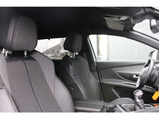 Peugeot 5008 1.2 PureTech GT-Line | Navigatie | Camera voor + achter | Apple carplay | Full LED | Trekhaak | 8... ActivLease financial lease