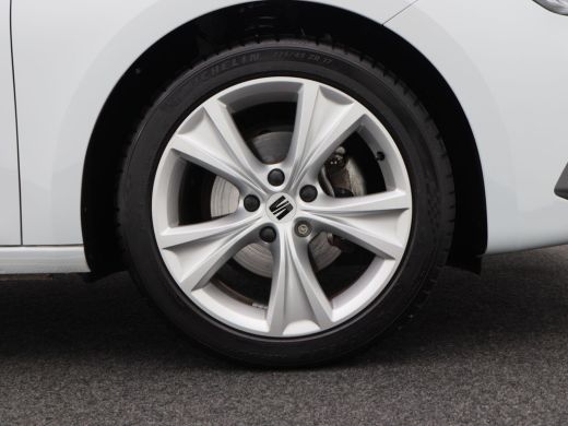 Seat Leon 1.0 eTSi 110 Pk Automaat FR Business | LED | Virtual Cockpit | Navigatie | Climate | Lane Assist ... ActivLease financial lease