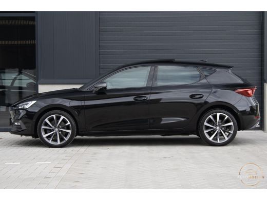 Seat Leon 1.4 TSI eHybrid PHEV FR Bus.Int. PANO CAMERA ACC CARPLAY ActivLease financial lease