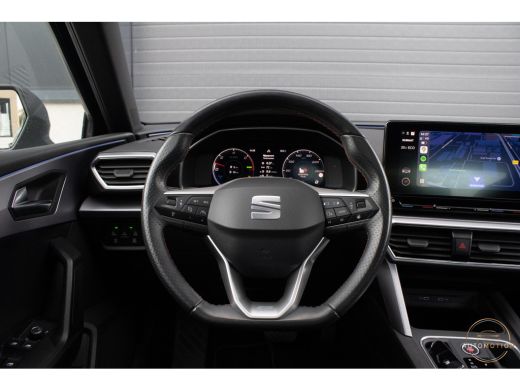 Seat Leon 1.4 TSI eHybrid PHEV FR Bus.Int. PANO CAMERA ACC CARPLAY ActivLease financial lease