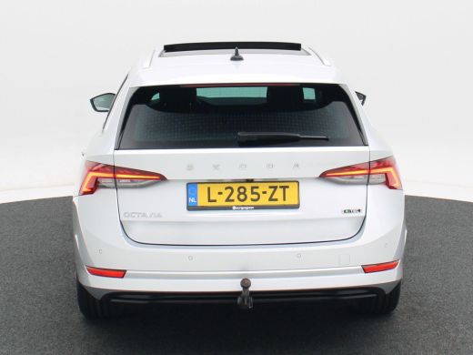 Skoda Octavia Combi 1.5 e-TSi 150 Pk Automaat Business Edition Plus | Matrix LED | Panoramadak | Camera | Trekh... ActivLease financial lease