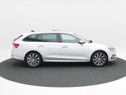 Skoda Octavia Combi 1.5 e-TSi 150 Pk Automaat Business Edition Plus | Matrix LED | Panoramadak | Camera | Trekh... ActivLease financial lease