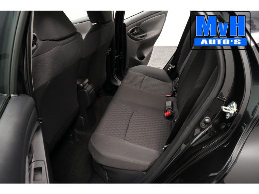 Toyota Yaris 1.5 Hybrid Business Plus|CAMERA|LED|CARPLAY|ACC ActivLease financial lease