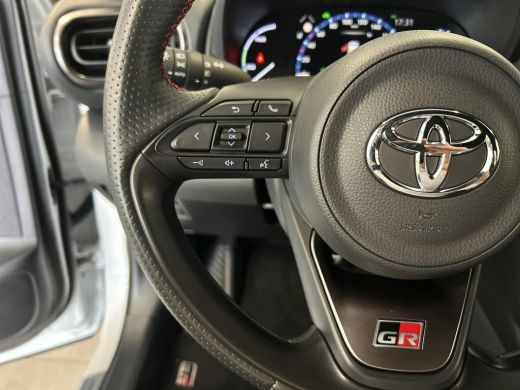 Toyota Yaris Cross 1.5 Hybrid GR Sport ActivLease financial lease