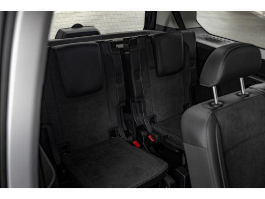 Volkswagen Caddy Style Maxi eHybrid 7 pers | Voorraad | Rijden in 2025 | Led | Adaptive Cruise | Navigatie | Multi... ActivLease financial lease