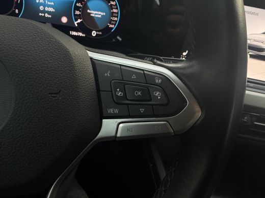 Volkswagen Golf 1.0 eTSI Life Automaat Mildhybrid ActivLease financial lease