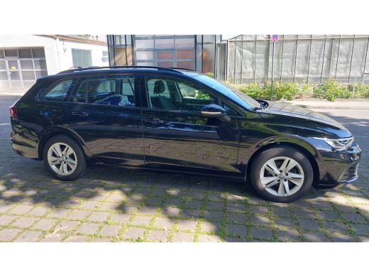Volkswagen Golf 1.0 eTSI Life Automaat Mildhybrid ActivLease financial lease