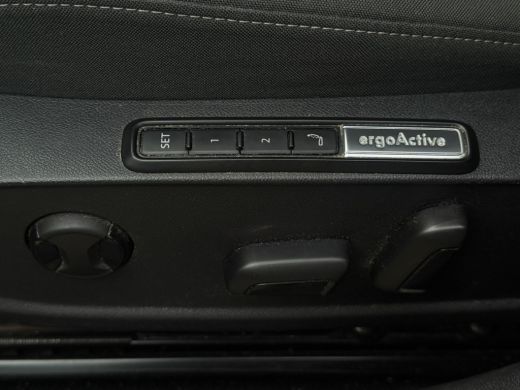 Volkswagen Golf 1.0 eTSI Life Automaat Mildhybrid ActivLease financial lease