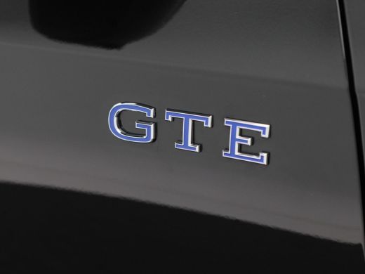 Volkswagen Golf 1.5 eHybrid 272 Pk Automaat GTE | Nieuw Model | Matrix LED | Panoramadak | Head-Up | 360 Camera |... ActivLease financial lease