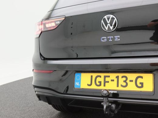 Volkswagen Golf 1.5 eHybrid 272 Pk Automaat GTE | Nieuw Model | Matrix LED | Panoramadak | Head-Up | 360 Camera |... ActivLease financial lease